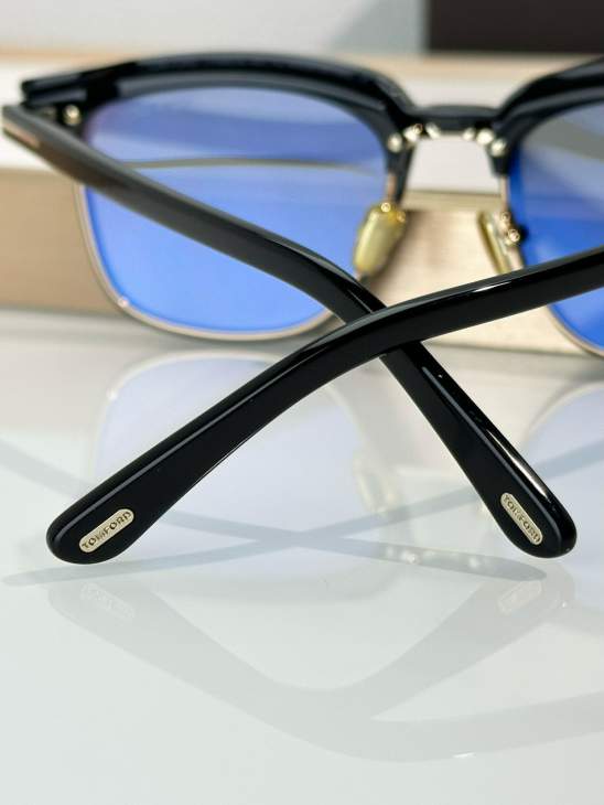 Picture of Tom Ford Sunglasses _SKUfw75732122fw